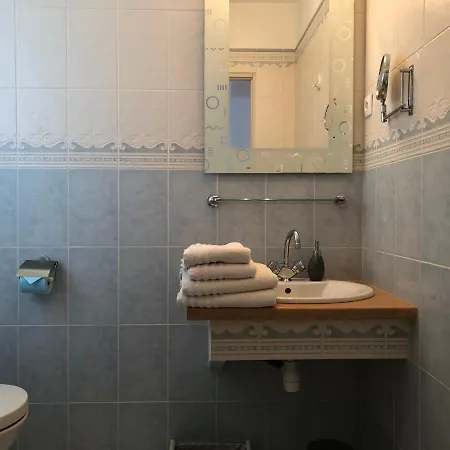 Le Cedre Bleu Bed & Breakfast 3*