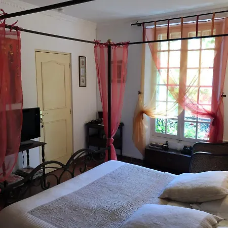Le Cedre Bleu 3*